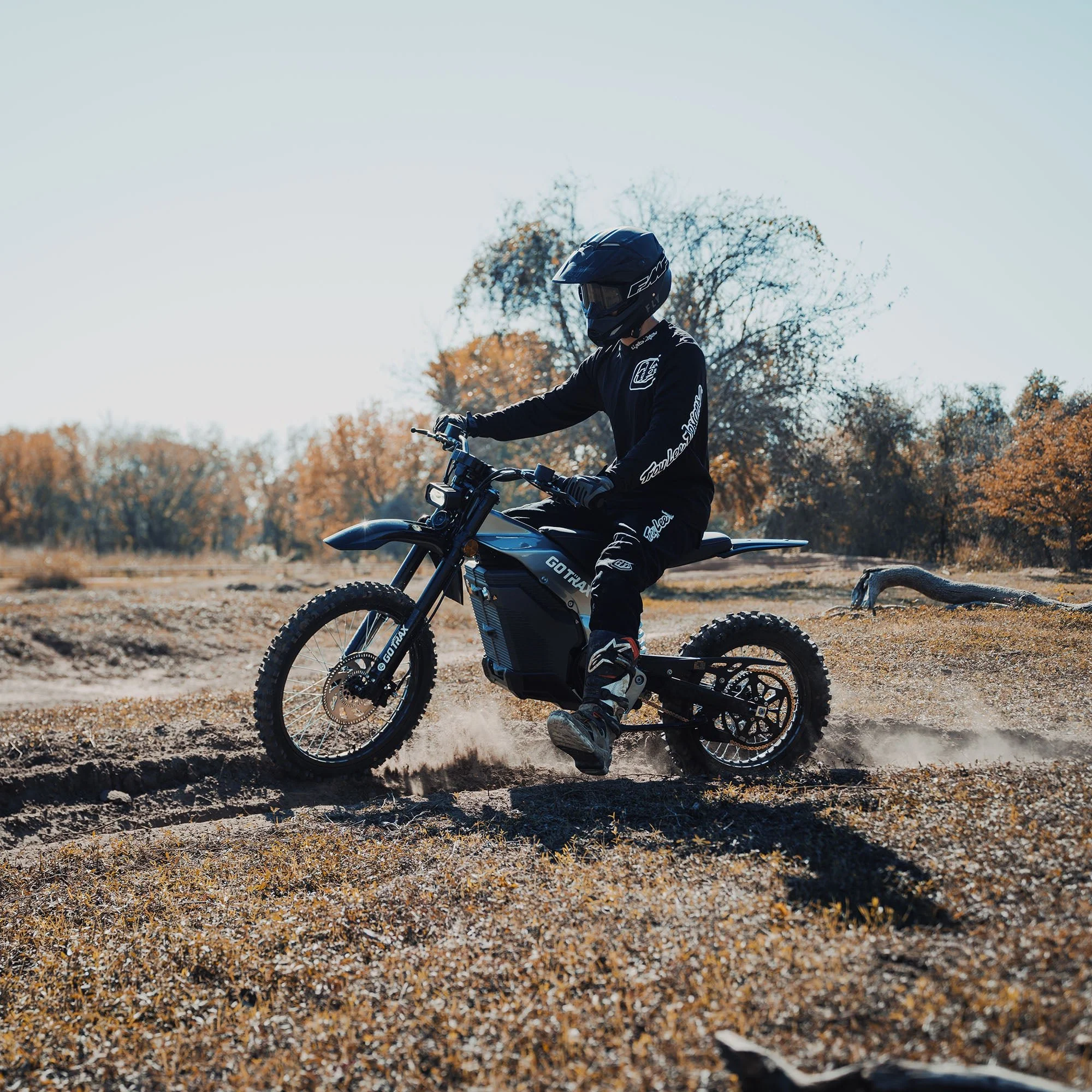 Everest Electric Dirt Bike - Image 4