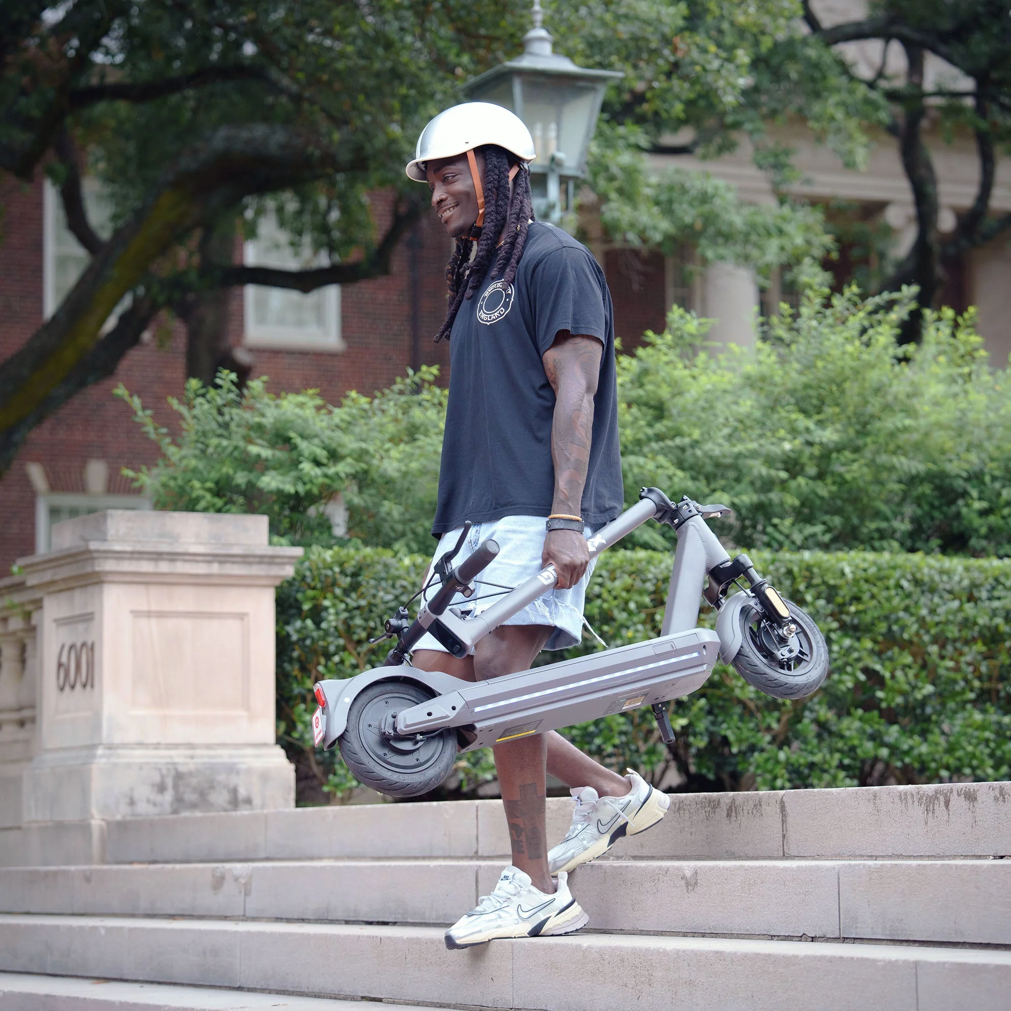 G5 Folding Electric Scooter - Image 6