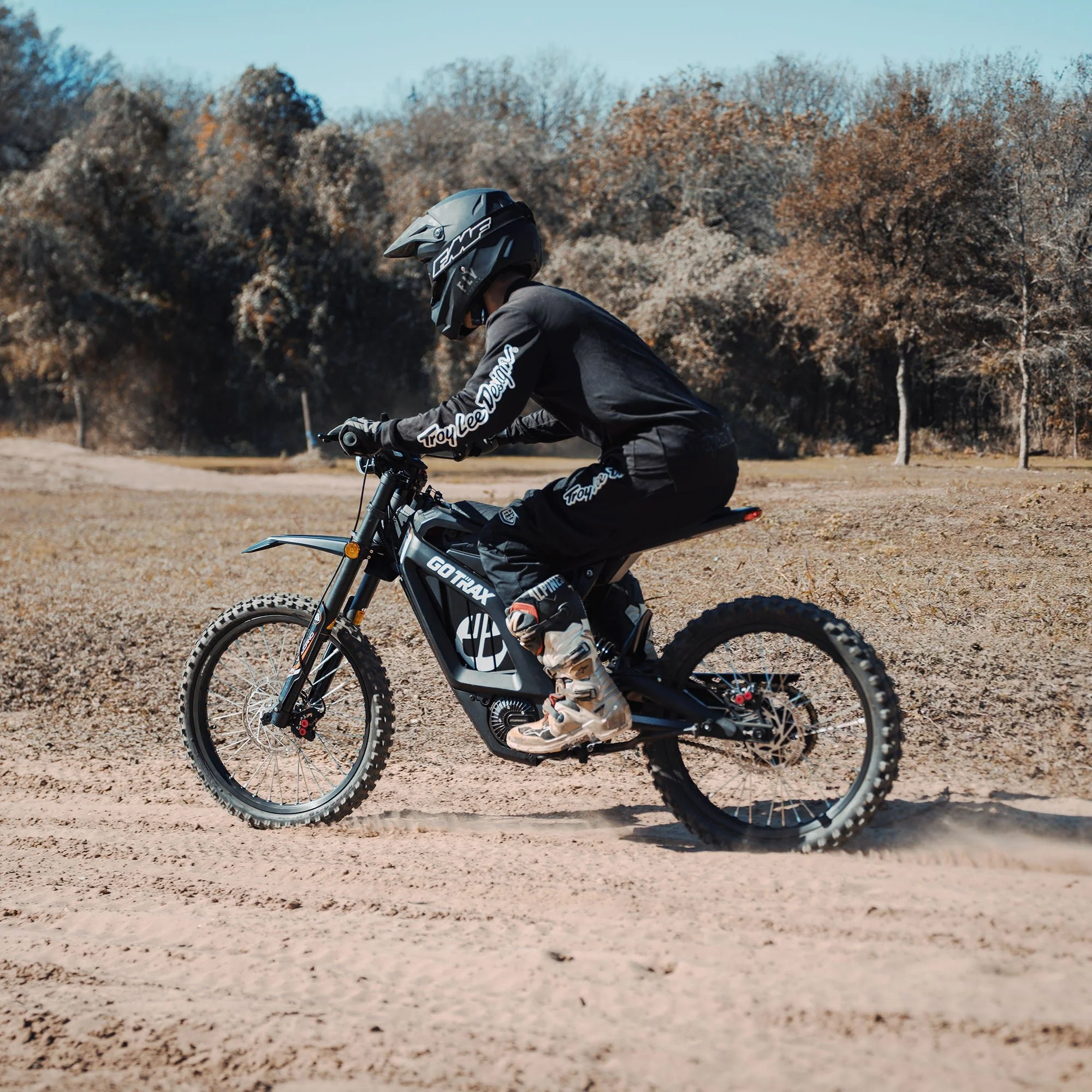 K2 Electric Dirt Bike - Image 3